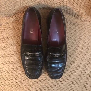 Ralph Lauren womens black loafers size 7 1/2 AA